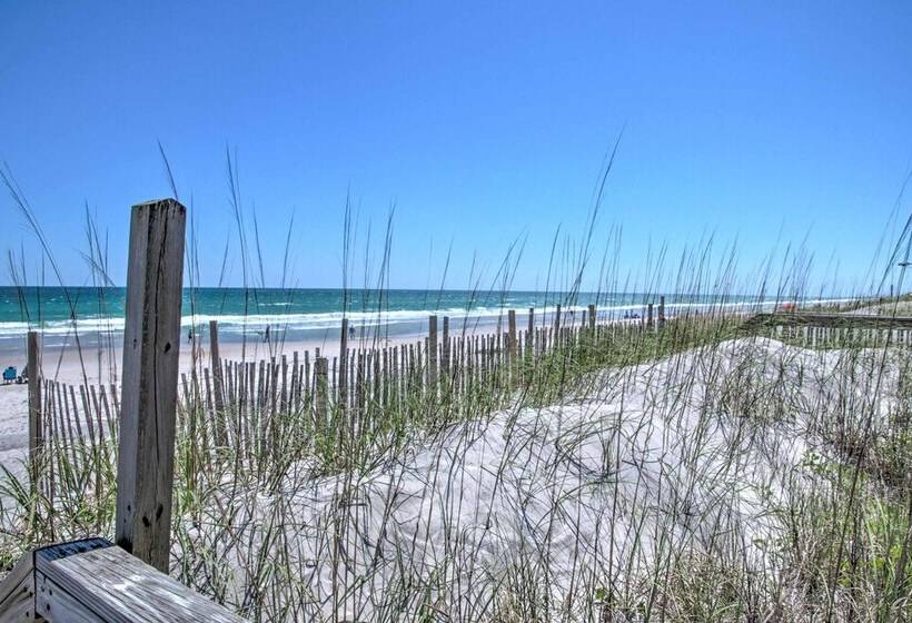 Updated Family Getaway: Walk To Sea Haven Beach!