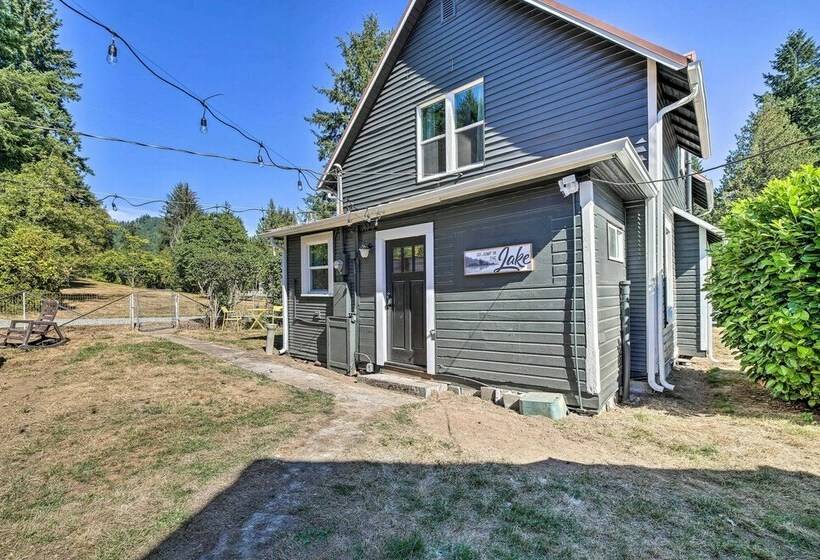 Beautiful Historic Home, Walk To Mineral Lake