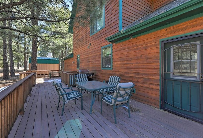 Munds Park Cabin: Deck, Near Pinewood Golf Course