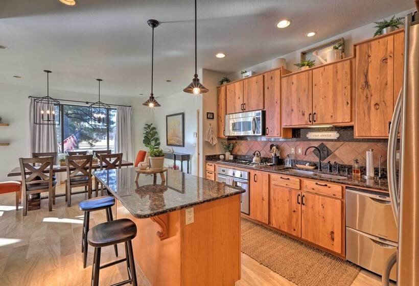 Munds Park Cabin: Deck, Near Pinewood Golf Course