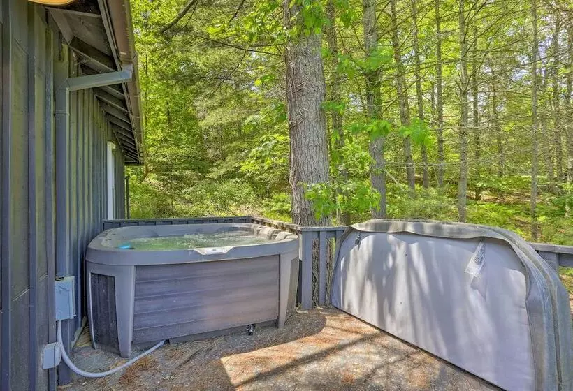 Catskills Sanctuary W/ Lake Access + Hot Tub