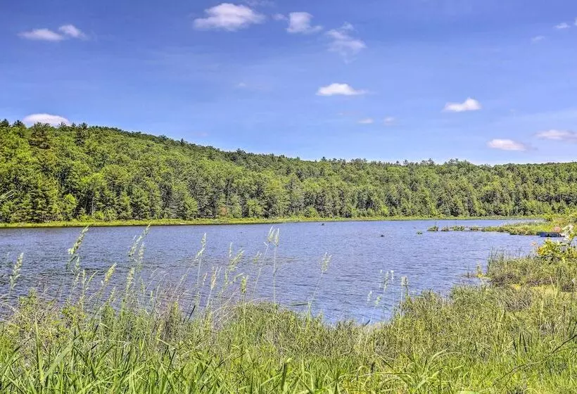 Catskills Sanctuary W/ Lake Access + Hot Tub