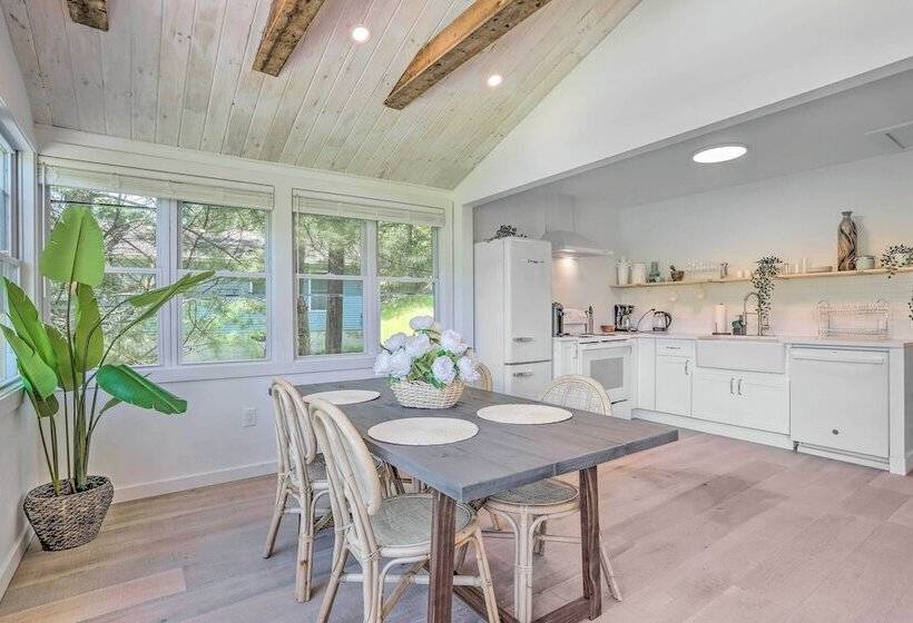 Catskills Sanctuary W/ Lake Access + Hot Tub