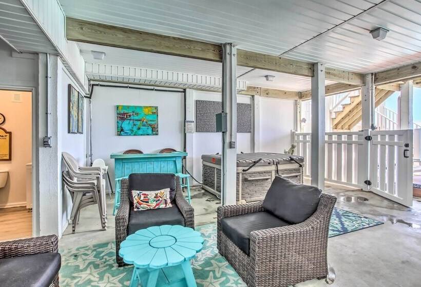 Coastal Retreat W/ Hot Tub: Steps To Beach!