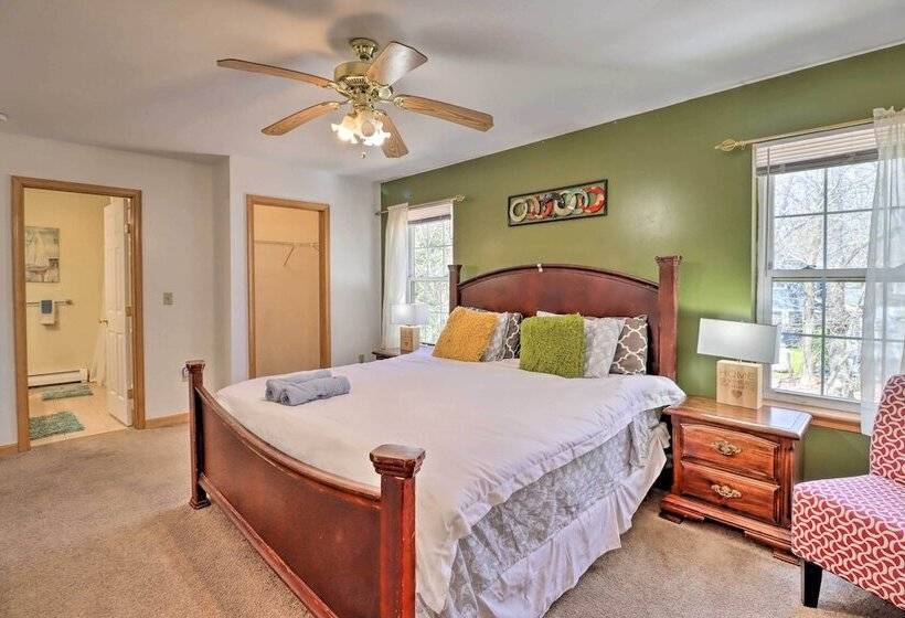 Colonial House In Quiet Area Near Camelback Resort