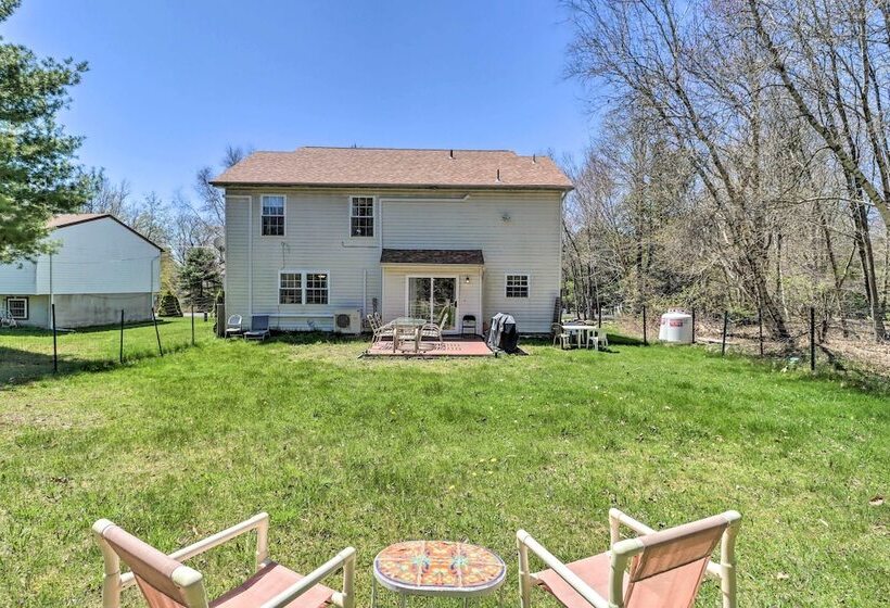 Colonial House In Quiet Area Near Camelback Resort
