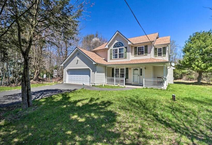 Colonial House In Quiet Area Near Camelback Resort