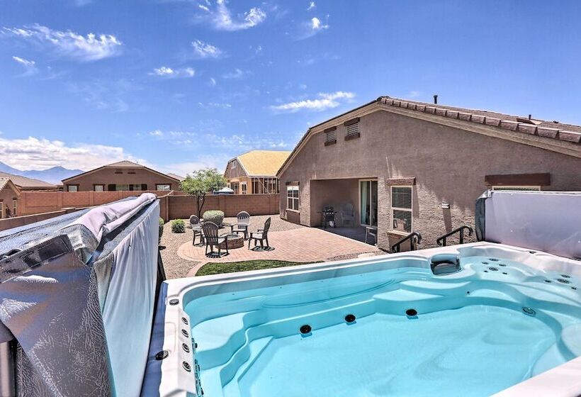 Delightful Family Friendly House W/ Fire Pit!