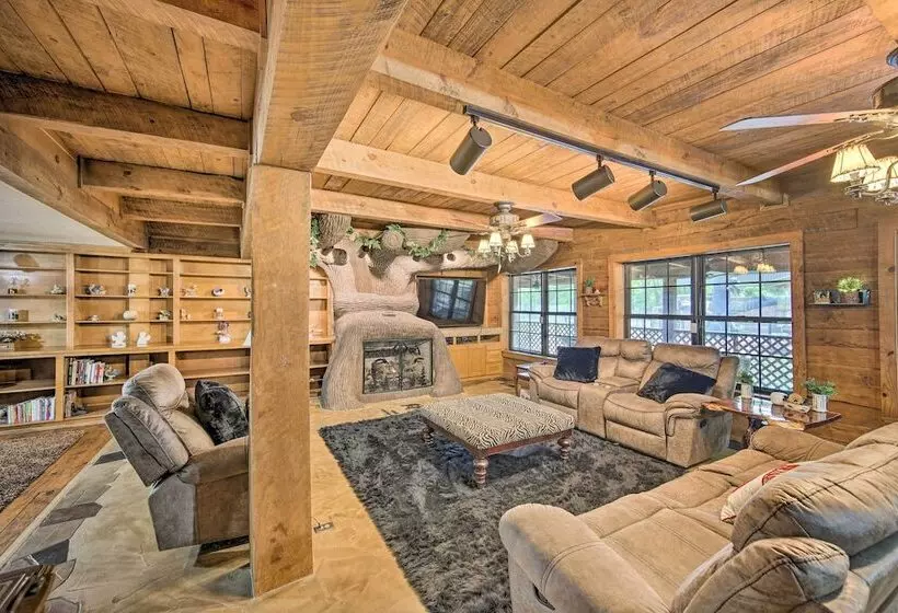 Family & Dog Friendly  Serendipity Estates !