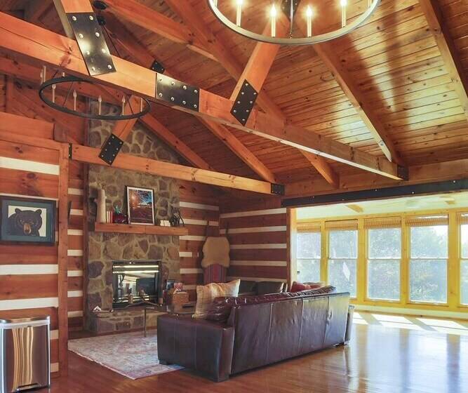 Family Home W/ Porch & Center Hill Lake Views!