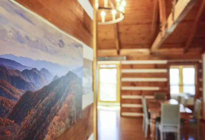 Family Home W/ Porch & Center Hill Lake Views!