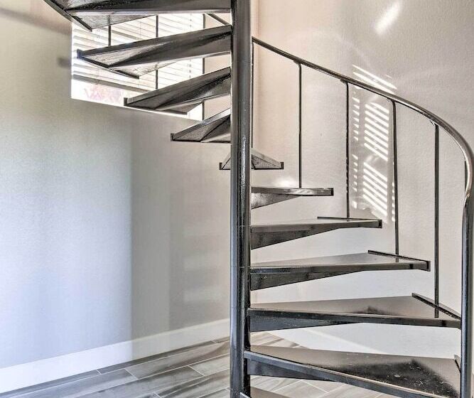 Fountain Hills Home W/ Pool & Mountain Views