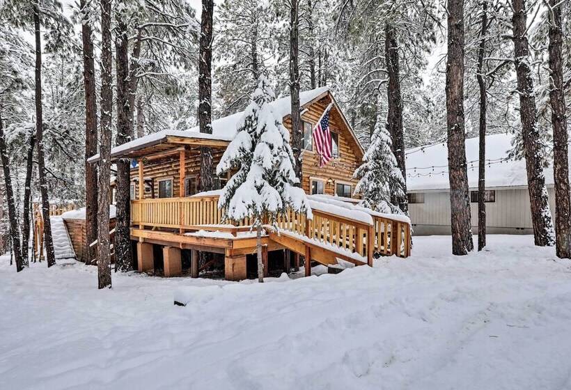 Fully Remodeled Munds Park Cabin: Deck & Fireplace