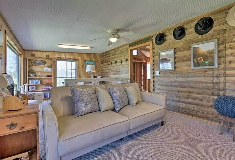 Highland Haven: Cabin On Working Cattle Farm!