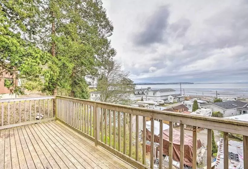 Hilltop Hideout W/ Sweeping Birch Bay Views