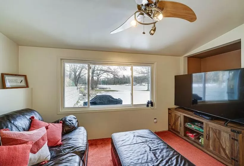 Lakefront Brohman Retreat W/ Dock & Fire Pit!