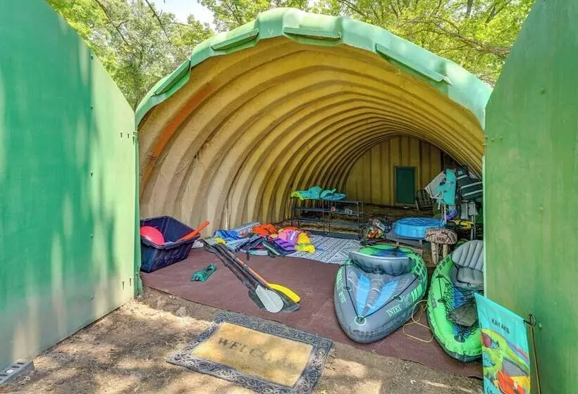 Lakefront Brohman Retreat W/ Dock & Fire Pit!