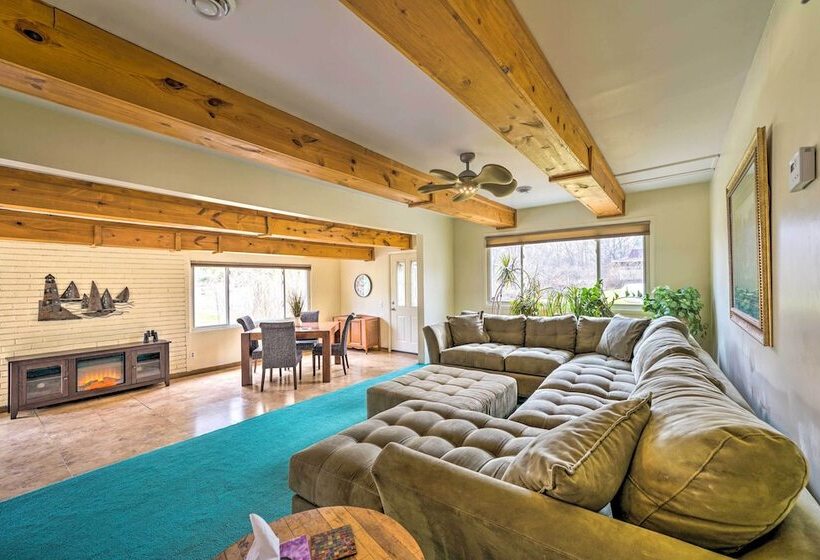 Lakefront Brohman Retreat W/ Dock & Fire Pit!