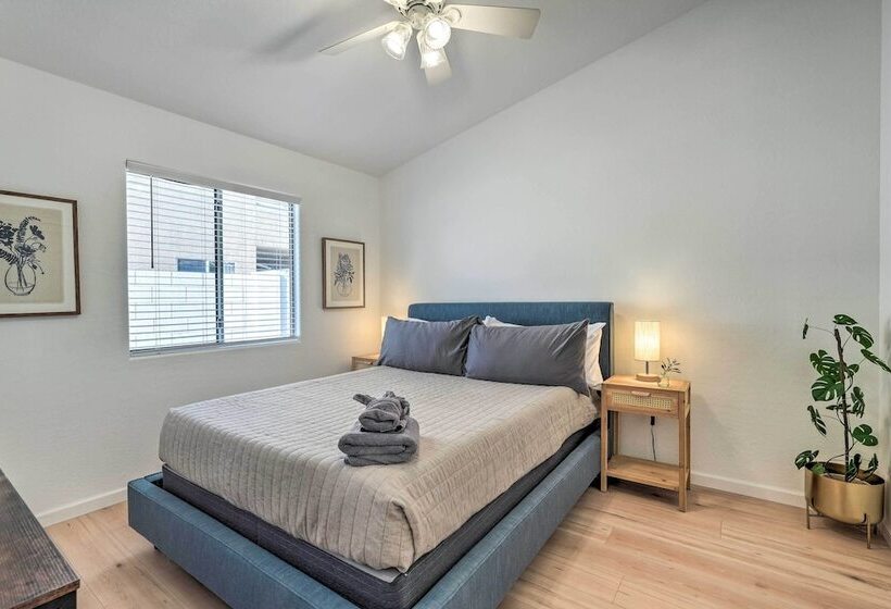 Modern Home W/ Putting Green, 2 Mi To Golfing