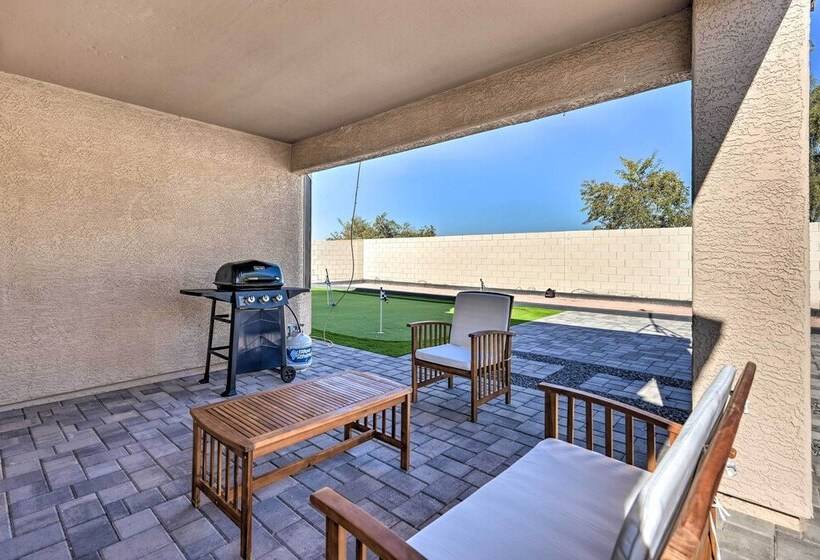 Modern Home W/ Putting Green, 2 Mi To Golfing