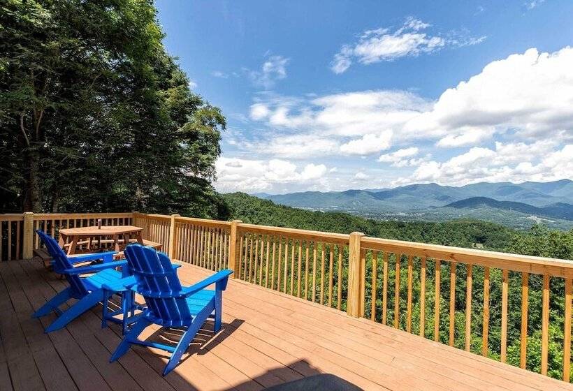 Modern Mtn Retreat W/ Hot Tub & Stellar Views!