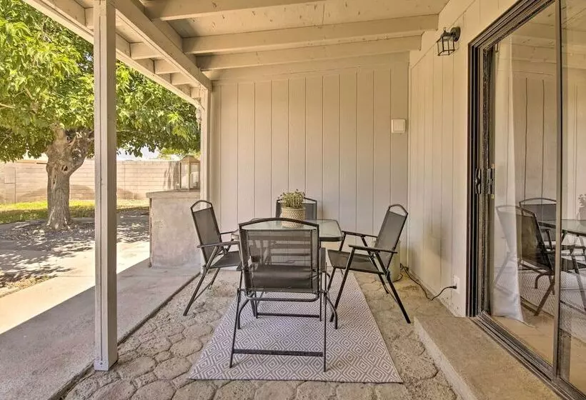 Pet Friendly Peoria Home: Patio, Grill & Foosball!