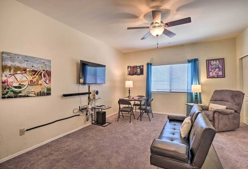 Modern Tucson Home W/ Patio + Saltwater Pool!