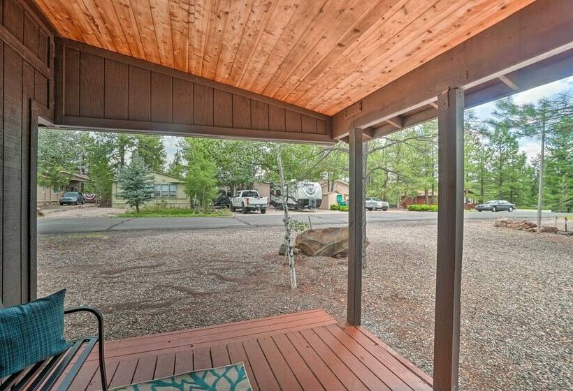 Peaceful Munds Park Cabin: 21 Mi To Flagstaff