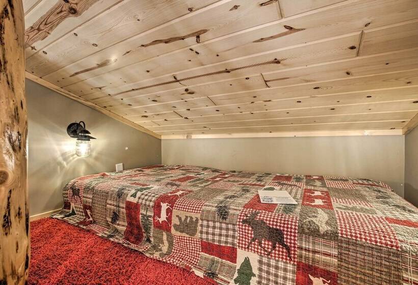 Peaceful Pike Lake Retreat W/ Dock And Kayaks!