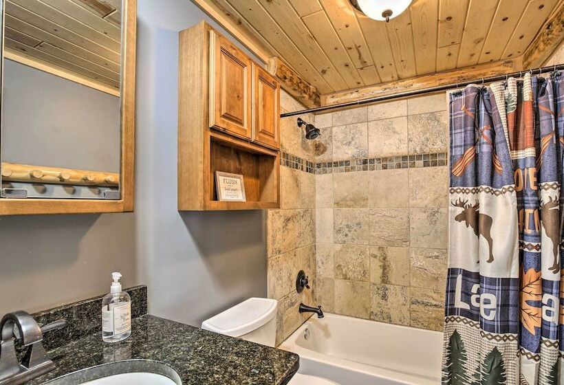 Peaceful Pike Lake Retreat W/ Dock And Kayaks!