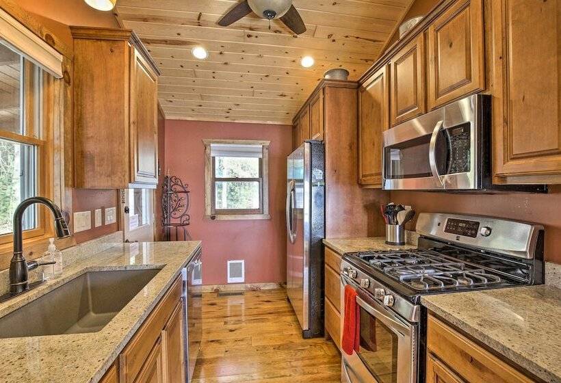 Peaceful Pike Lake Retreat W/ Dock And Kayaks!