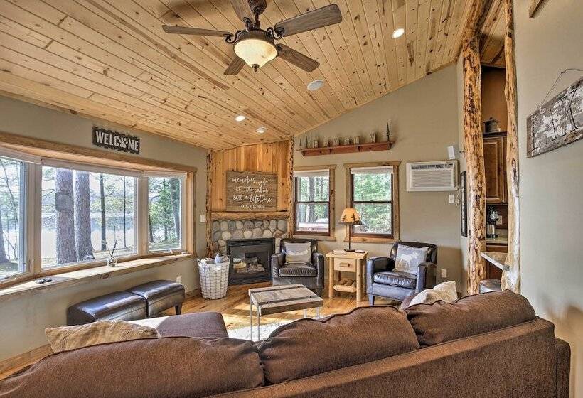 Peaceful Pike Lake Retreat W/ Dock And Kayaks!