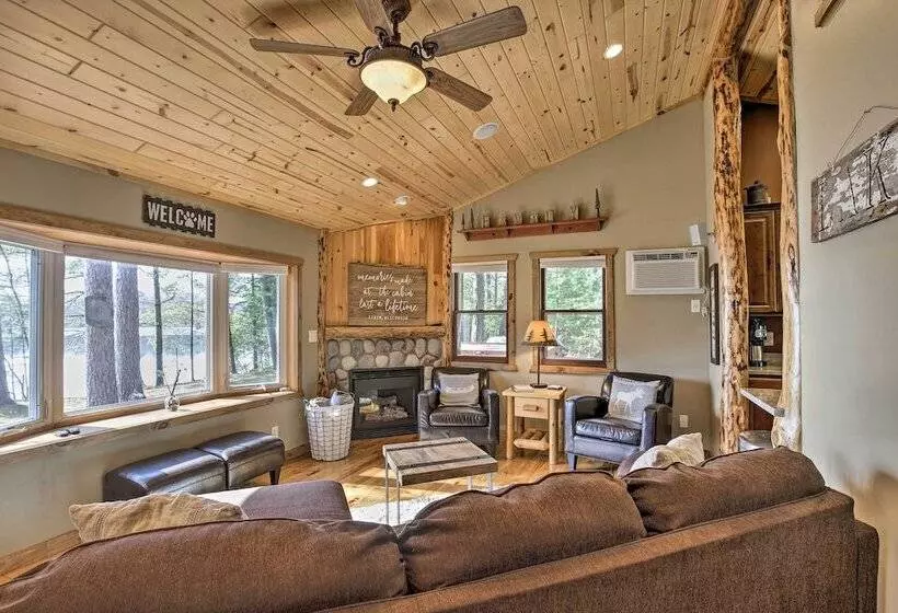 Peaceful Pike Lake Retreat W/ Dock And Kayaks!
