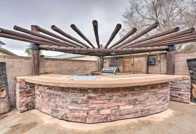 Peoria Home W/ Patio, 2 Mi To Sports Complex!