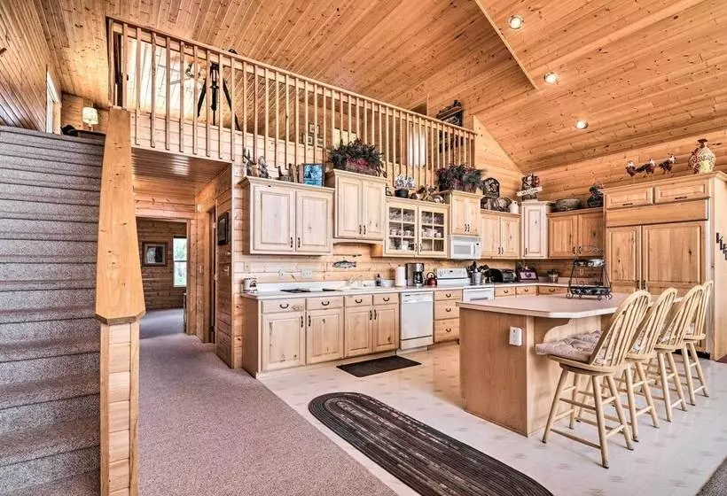Pet Friendly Cabin < 1 Mi To Panguitch Lake!