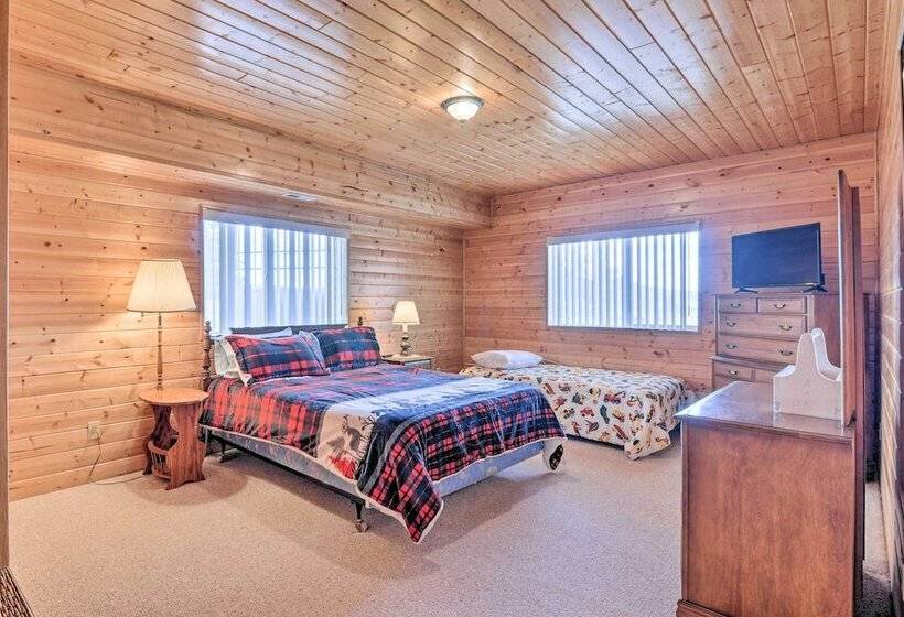 Pet Friendly Cabin < 1 Mi To Panguitch Lake!
