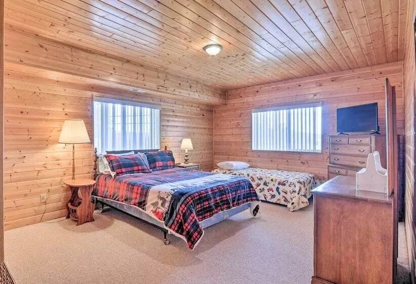Pet Friendly Cabin < 1 Mi To Panguitch Lake!