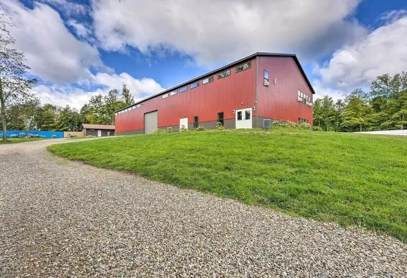 Pet Friendly Cassoplis Cabin, Close To Parks!