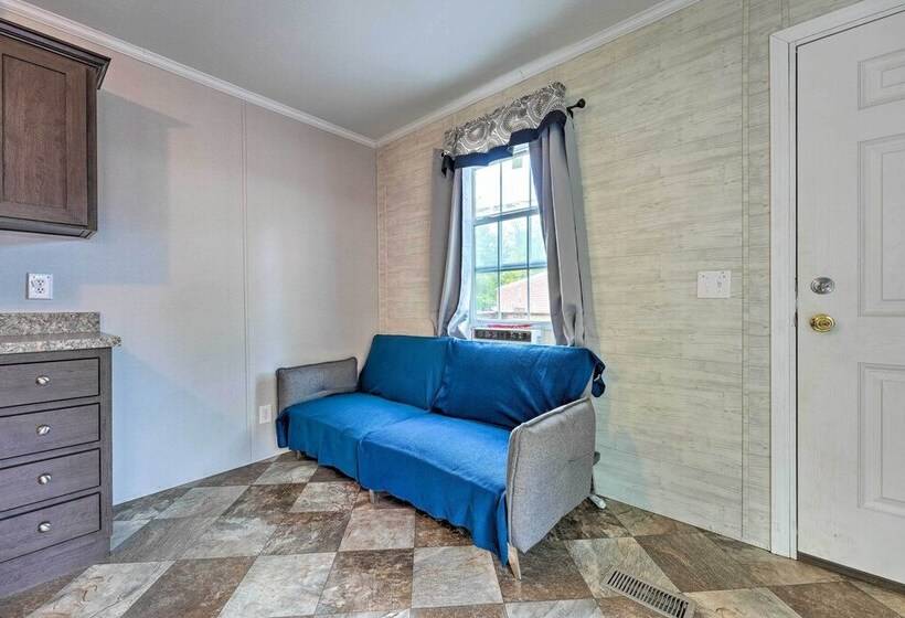 Pet Friendly Cassoplis Cabin, Close To Parks!