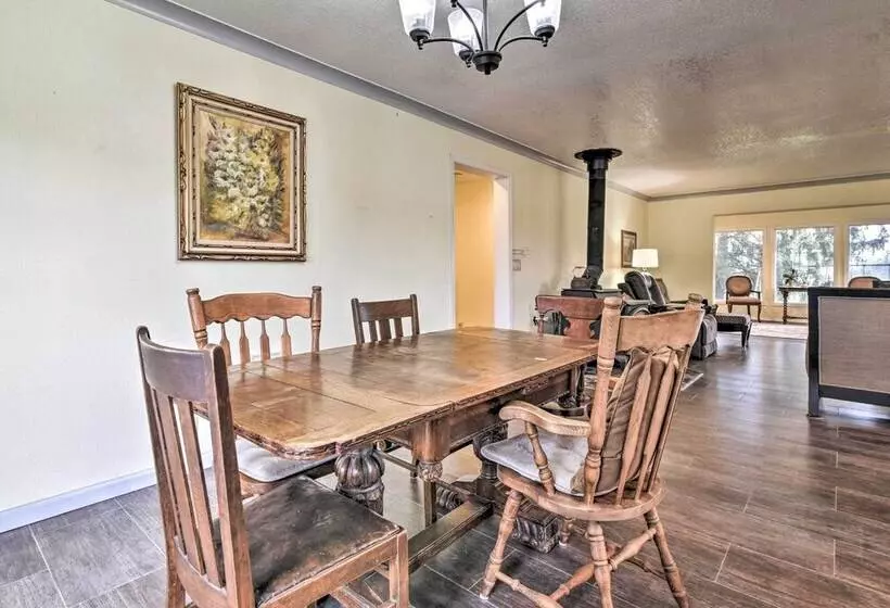 Pet Friendly La Center Home ~ 6 Mi To Casinos