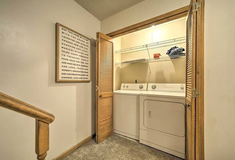 Quiet Blue Ridge Haven < 4 Mi To Sapphire Resort!