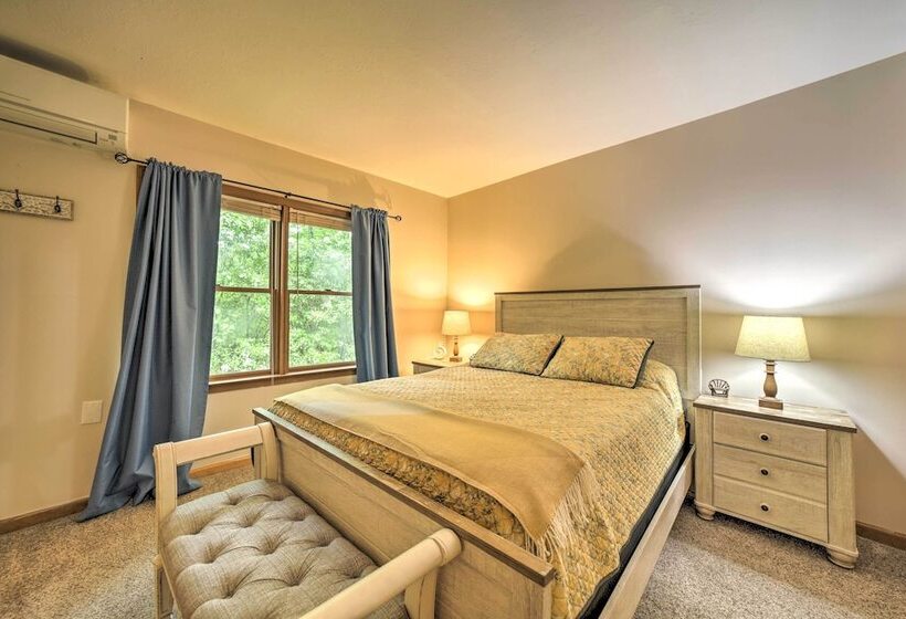 Quiet Blue Ridge Haven < 4 Mi To Sapphire Resort!