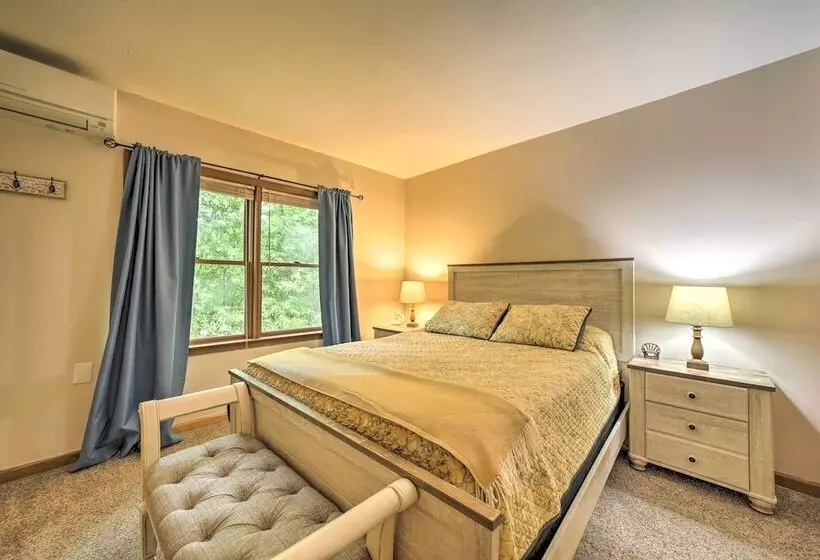 Quiet Blue Ridge Haven < 4 Mi To Sapphire Resort!