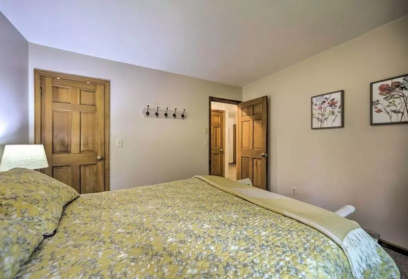 Quiet Blue Ridge Haven < 4 Mi To Sapphire Resort!