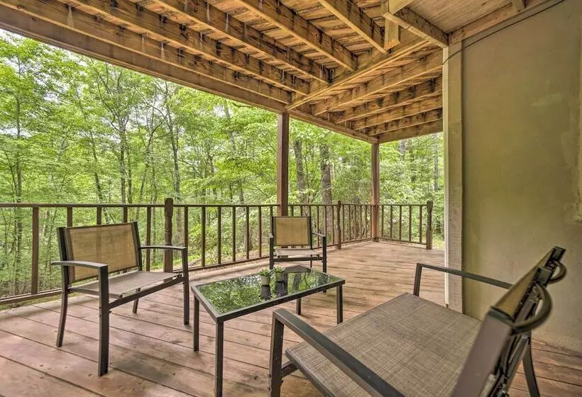 Quiet Blue Ridge Haven < 4 Mi To Sapphire Resort!