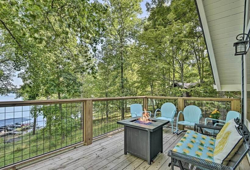 Renovated Lakeside Home W/ Private Boat Dock!