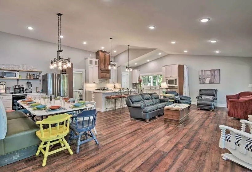 Renovated Lakeside Home W/ Private Boat Dock!