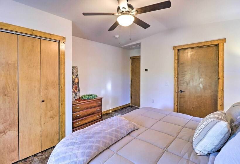 Riverfront  Heaven On The White  W/ Covered Patio!