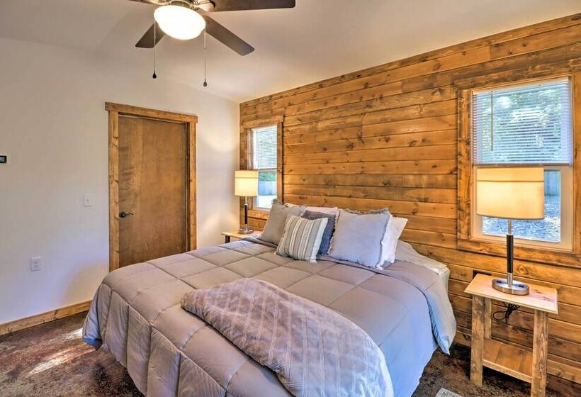 Riverfront  Heaven On The White  W/ Covered Patio!