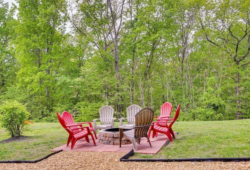 Rustic Dale Hollow Lake Cabin Private Hot Tub!